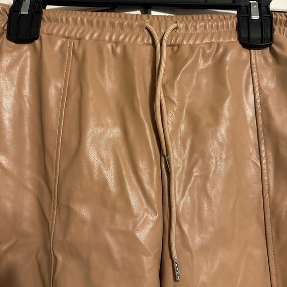 Floerns Women's Drawstring High Waisted Cropped Tapered Pu Leather Pants Apricot - Picture 4 of 6